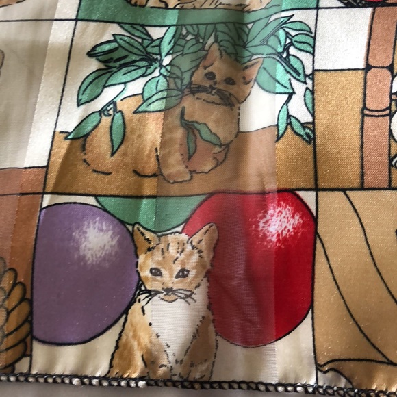 polyester Cat themed silky scarf - Picture 7 of 9